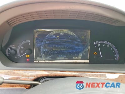 Zdjęcie 9 z 12 samochodu: 2011 MERCEDES-BENZ S 550 4MATIC VIN:WDDNG8GB6BA374817 - miniatura