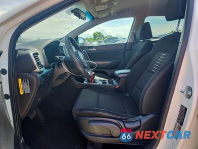 Zdjęcie 7 z 12 samochodu: 2018 KIA SPORTAGE LX VIN:KNDPM3AC5J7471115 - miniatura