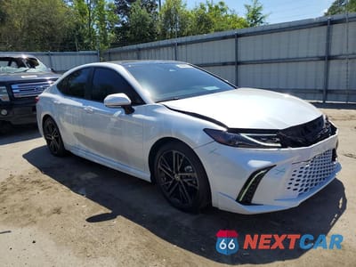 Czwarte zdjęcie samochodu z boku: 2025 TOYOTA CAMRY XSE VIN:4T1DAACK5SU093638 - miniatura