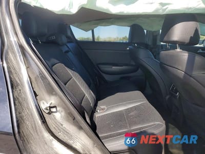 Zdjęcie 11 z 13 samochodu: 2017 KIA SPORTAGE EX VIN:KNDPNCAC9H7229600 - miniatura
