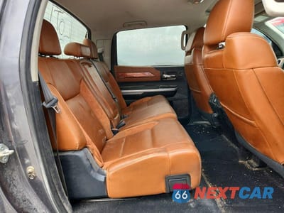 Zdjęcie 10 z 12 samochodu: 2018 TOYOTA TUNDRA 1794 EDITION VIN:5TFAW5F12JX730839 - miniatura