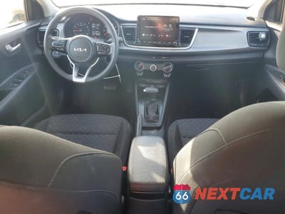 Zdjęcie 8 z 12 samochodu: 2023 KIA RIO S VIN:3KPA25AD6PE627803 - miniatura
