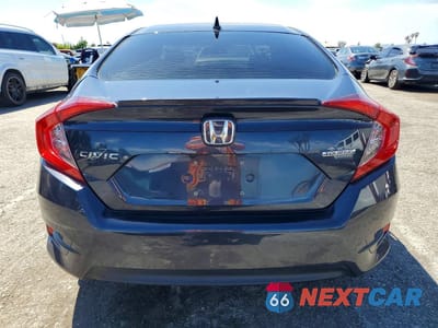 Zdjęcie 6 z 12 samochodu: 2016 HONDA CIVIC TOURING VIN:19XFC1F95GE033607 - miniatura