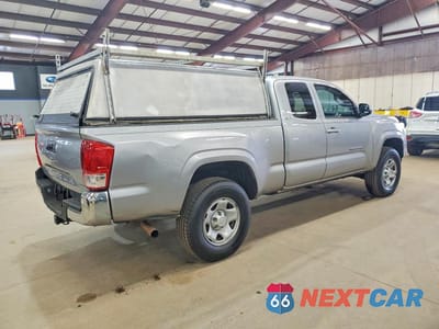 Trzecie zdjęcie samochodu z tyłu: 2016 TOYOTA TACOMA SR5 VIN:5TFRX5GN0GX064672 - miniatura