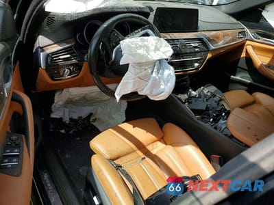 Zdjęcie 8 z 13 samochodu: 2017 BMW 530 XI VIN:WBAJA7C32HG457859 - miniatura