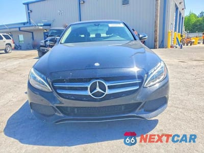 Piąte zdjęcie samochodu w środku: 2015 MERCEDES-BENZ C 300 VIN:55SWF4JB1FU043819 - miniatura