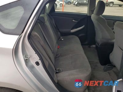 Zdjęcie 11 z 13 samochodu: 2013 TOYOTA PRIUS THREE VIN:JTDKN3DU2D1716505 - miniatura