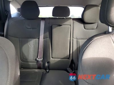 Zdjęcie 10 z 13 samochodu: 2022 HYUNDAI TUCSON SEL VIN:5NMJF3AE5NH005457 - miniatura