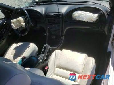 Zdjęcie 8 z 12 samochodu: 1998 FORD MUSTANG GT VIN:1FAFP45X6WF228941 - miniatura