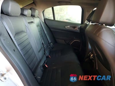 Zdjęcie 10 z 11 samochodu: 2019 ALFA ROMEO GIULIA TI VIN:ZARFANBN4K7606575 - miniatura