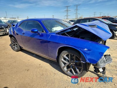 Czwarte zdjęcie samochodu z boku: 2022 DODGE CHALLENGER SXT VIN:2C3CDZAG8NH187917 - miniatura