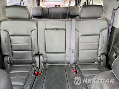 Zdjęcie 10 z 13 samochodu: 2016 GMC YUKON XL DENALI VIN:1GKS2HKJ0GR318217 - miniatura
