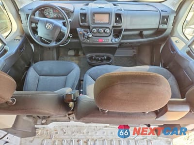 Zdjęcie 8 z 13 samochodu: 2015 RAM PROMASTER 2500 2500 HIGH VIN:3C6TRVDD4FE506662 - miniatura