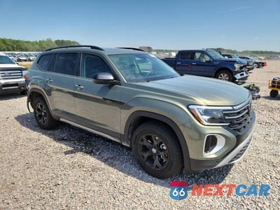Czwarte zdjęcie samochodu z boku: 2024 VOLKSWAGEN ATLAS PEAK EDITION SE VIN:1V2CR2CA4RC603496 - miniatura