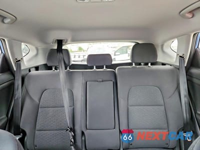 Zdjęcie 10 z 13 samochodu: 2019 HYUNDAI TUCSON SEL VIN:KM8J33AL7KU995552 - miniatura