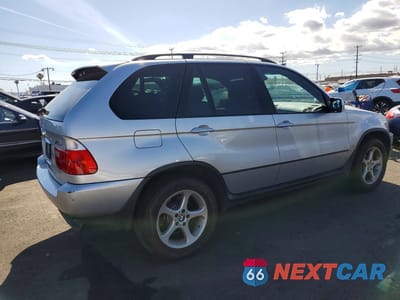 Trzecie zdjęcie samochodu z tyłu: 2002 BMW X5 3.0I VIN:5UXFA535X2LP38884 - miniatura