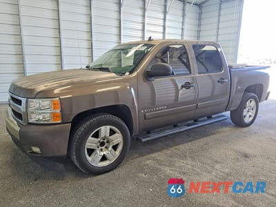 2008 CHEVROLET SILVERADO C1500 2GCEC13J781132308 - główne zdjęcie licytacji z USA - miniatura