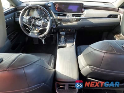 Zdjęcie 8 z 12 samochodu: 2019 LEXUS ES 300H VIN:58AB21B16KU001362 - miniatura