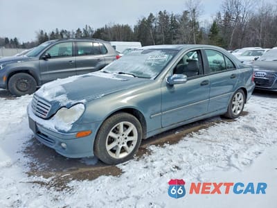 2005 MERCEDES-BENZ C 240 4MATIC WDBRF81J45F606898 - główne zdjęcie licytacji z USA - miniatura
