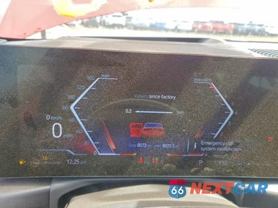 Zdjęcie 9 z 12 samochodu: 2024 BMW 330 VIN:3MW89FF02R8E20121 - miniatura