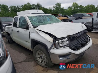 Czwarte zdjęcie samochodu z boku: 2019 GMC SIERRA LIMITED C1500 VIN:2GTR1LECXK1185089 - miniatura