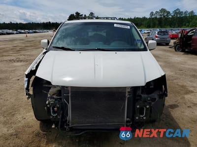 Piąte zdjęcie samochodu w środku: 2012 DODGE GRAND CARAVAN SXT VIN:2C4RDGCGXCR288732 - miniatura