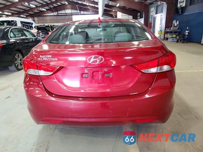 Zdjęcie 6 z 12 samochodu: 2013 HYUNDAI ELANTRA GLS VIN:5NPDH4AE1DH416269 - miniatura
