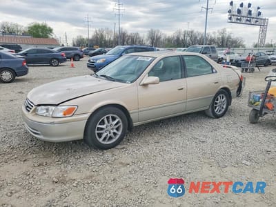 2001 TOYOTA CAMRY LE V6 JT2BF28K710309242 - główne zdjęcie licytacji z USA - miniatura