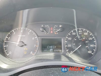 Zdjęcie 9 z 11 samochodu: 2014 NISSAN SENTRA S VIN:3N1AB7AP6EY335038 - miniatura