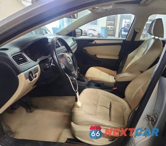 Zdjęcie 7 z 12 samochodu: 2011 VOLKSWAGEN JETTA TDI VIN:3VW3L7AJ7BM072184 - miniatura