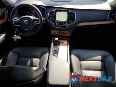 Zdjęcie 8 z 13 samochodu: 2024 VOLVO XC90 PLUS VIN:YV4H60LE6R1173860 - miniatura