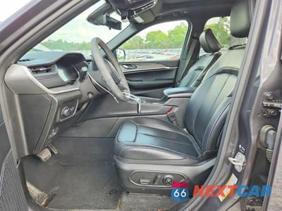 Zdjęcie 7 z 13 samochodu: 2024 JEEP GRAND CHEROKEE LIMITED VIN:1C4RJHBG9RC127807 - miniatura