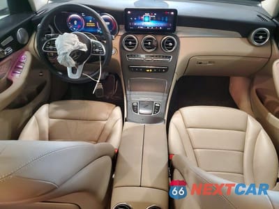 Zdjęcie 8 z 12 samochodu: 2021 MERCEDES-BENZ GLC 300 4MATIC VIN:W1N0G8EB9MV272830 - miniatura