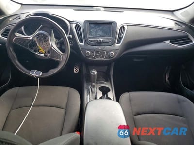 Zdjęcie 8 z 12 samochodu: 2016 CHEVROLET MALIBU LS VIN:1G1ZB5ST7GF228969 - miniatura