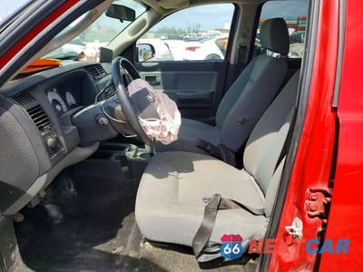 Zdjęcie 7 z 12 samochodu: 2008 DODGE DAKOTA QUAD VIN:1D7HW28K88S508127 - miniatura