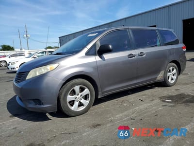 2011 TOYOTA SIENNA BASE 7-PASSENGER 5TDZK3DC9BS010100 - główne zdjęcie licytacji z USA - miniatura