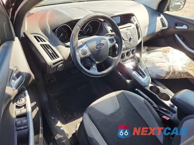 Zdjęcie 8 z 12 samochodu: 2012 FORD FOCUS SE VIN:1FAHP3K2XCL365597 - miniatura