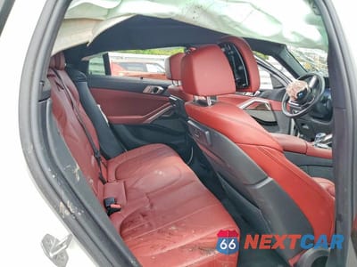 Zdjęcie 11 z 13 samochodu: 2021 BMW X6 M50I VIN:5UXCY8C02M9F23278 - miniatura