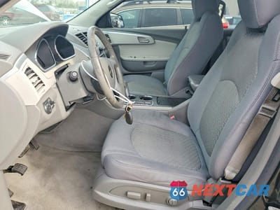 Zdjęcie 7 z 14 samochodu: 2011 CHEVROLET TRAVERSE LT VIN:1GNKVGED1BJ146815 - miniatura