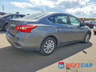Trzecie zdjęcie samochodu z tyłu: 2019 NISSAN SENTRA SV VIN:3N1AB7AP9KY266048 - miniatura