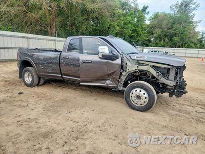 Czwarte zdjęcie samochodu z boku: 2026 RAM 3500 LIMITED VIN:3C63RRRL8TG153060 - miniatura