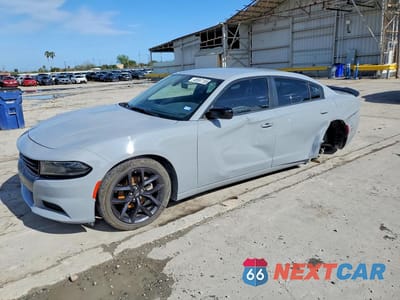 2022 DODGE CHARGER SXT 2C3CDXBG4NH231298 - główne zdjęcie licytacji z USA - miniatura