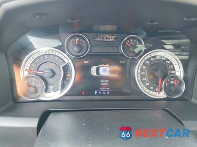 Zdjęcie 8 z 10 samochodu: 2017 RAM 1500 SLT VIN:1C6RR6TT3HS786373 - miniatura