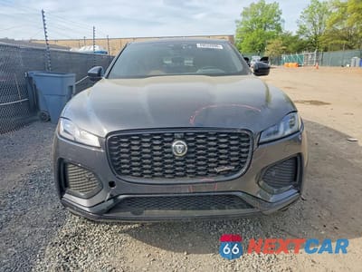 Piąte zdjęcie samochodu w środku: 2025 JAGUAR F-PACE R-DYNAMIC S VIN:SADCT2EX1SA746058 - miniatura