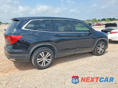 Trzecie zdjęcie samochodu z tyłu: 2018 HONDA PILOT EXL VIN:5FNYF5H57JB010154 - miniatura