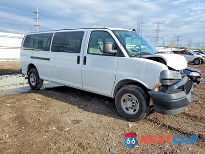 Czwarte zdjęcie samochodu z boku: 2023 CHEVROLET EXPRESS G3500 LS VIN:1GAZGNFP1P1254186 - miniatura