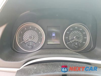 Zdjęcie 9 z 12 samochodu: 2019 HYUNDAI ELANTRA SEL VIN:5NPD84LF4KH415491 - miniatura