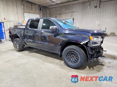 Czwarte zdjęcie samochodu z boku: 2022 CHEVROLET SILVERADO K1500 LT-L VIN:1GCPDKEK7NZ570881 - miniatura