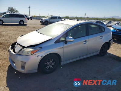 2013 TOYOTA PRIUS TWO JTDKN3DU2D0339079 - główne zdjęcie licytacji z USA - miniatura