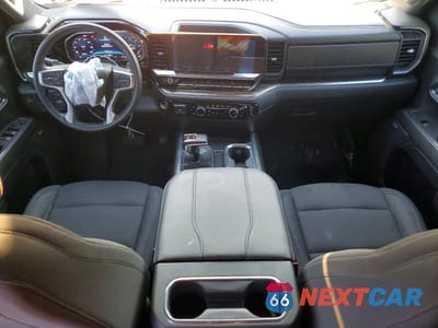 Zdjęcie 8 z 12 samochodu: 2024 CHEVROLET SILVERADO K1500 RST VIN:2GCUDEEDXR1144929 - miniatura